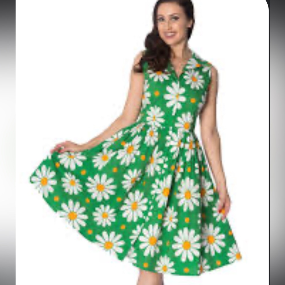 Banned Apparel Groovy Daisy Dress